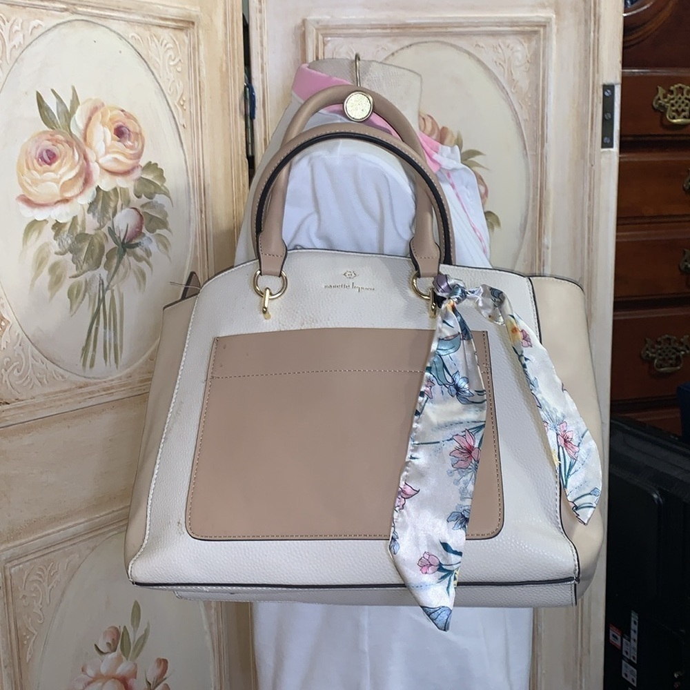 Nanette Lepore Darryl Convertible scarf
Satchel - Picture 4 of 16